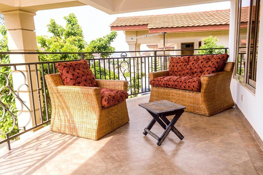 Sandpark Place, West Hills Mile 11 Luaran gambar