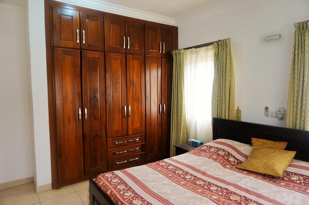 Sandpark Place, West Hills Mile 11 Luaran gambar