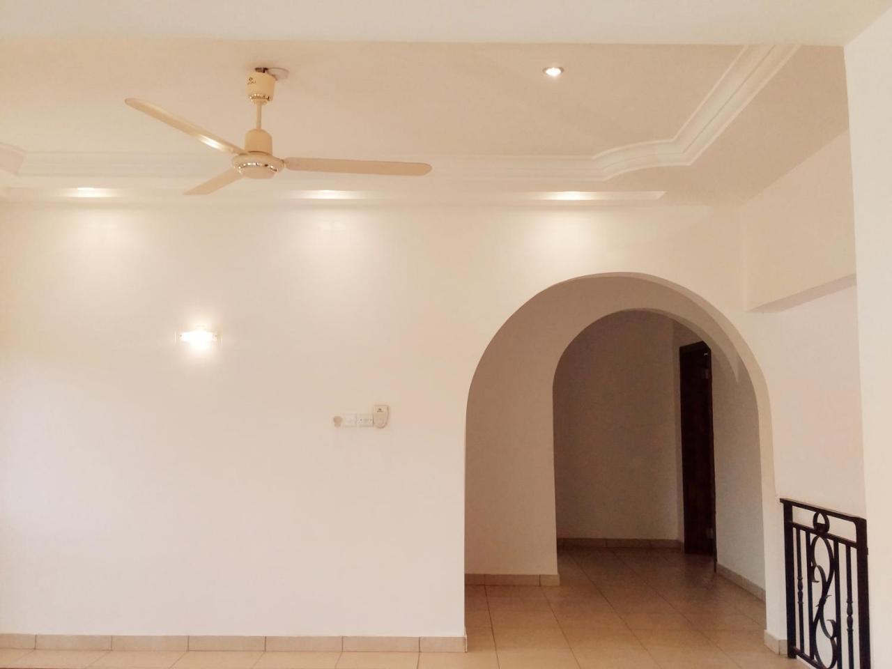Sandpark Place, West Hills Mile 11 Luaran gambar